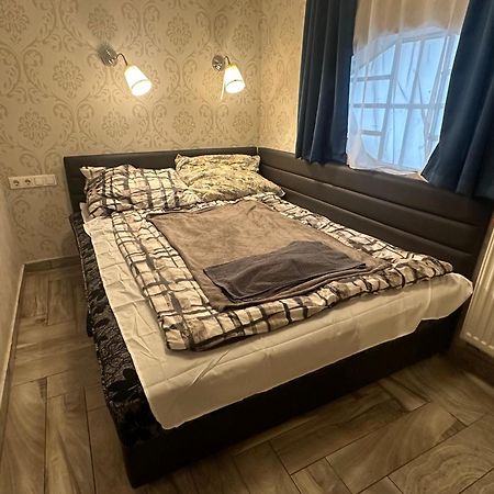 Bright Apartment In The Most Beautiful Street Of Budapest Vaci Street, Fashion Street Будапешт Экстерьер фото